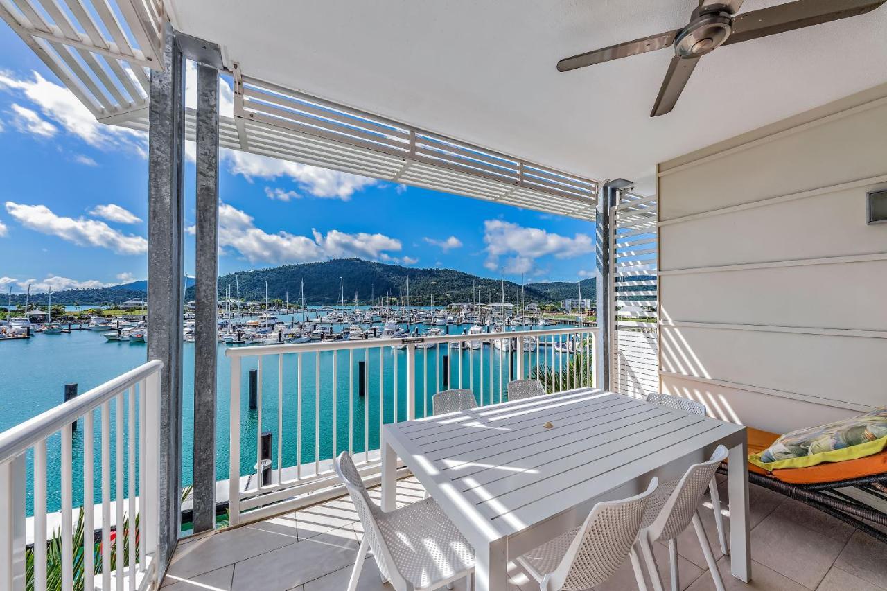 Seas The Day At The Marina Apartment Airlie Beach Exterior photo
